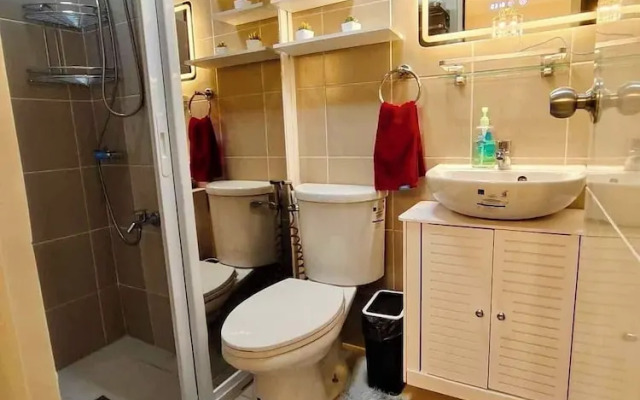Room-nilaya Short Staycation