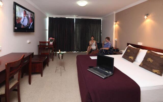 Astor Metropole Hotel
