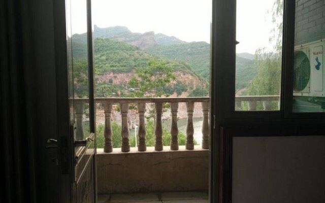 Hongtaiyang Hotel
