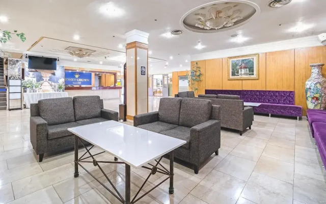 Jeju Honeycrown Hotel
