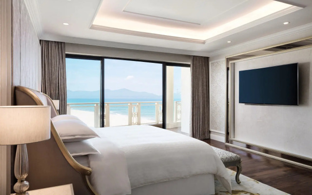 Sheraton Grand Danang Beach Resort & SPA