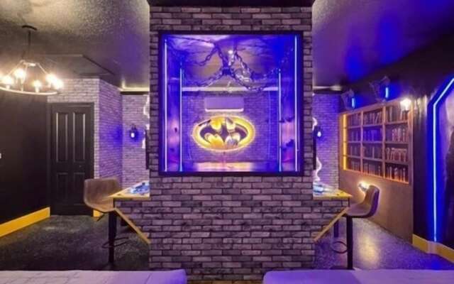 8 Bedrooms/ Champions Gate Home