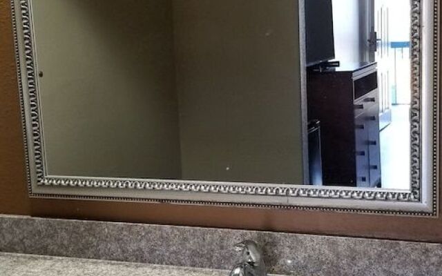 Regency Inn