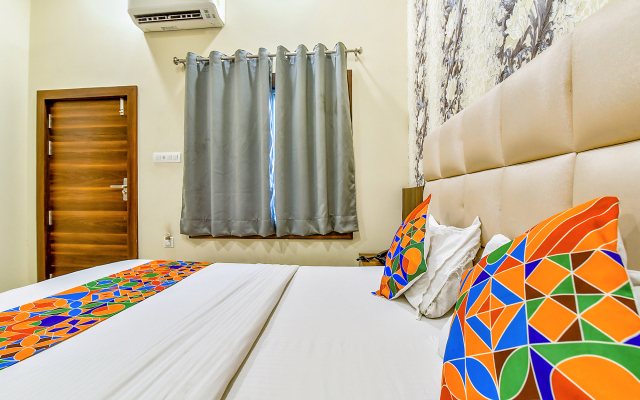 FabHotel Dosa Plaza
