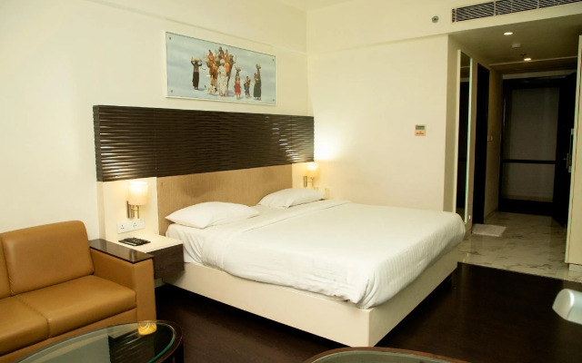 Ambar Sarovar Portico Hotel - Gandhidham