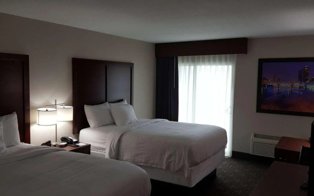 Baymont Inn & Suites Grand Rapids Near Downtown