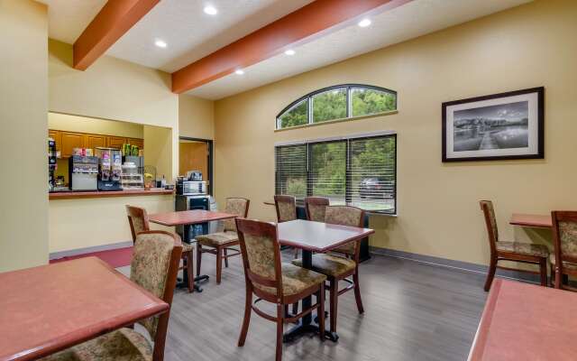 Americas Best Value Inn & Suites Independence VA