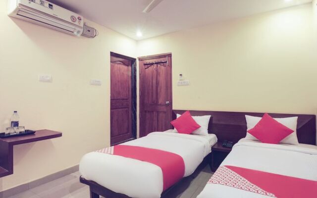 Oyo 28047 Hotel Galaxy Residency