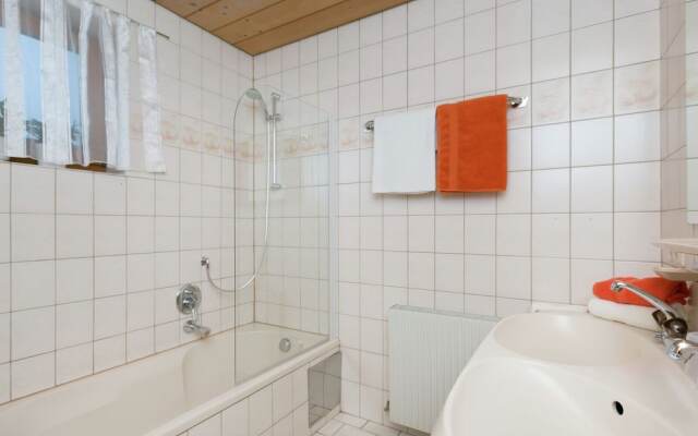 Charming Apartment in Ehrwald With Roofed Terrace