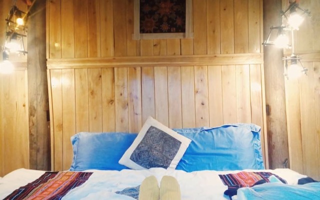 Tavan Chopai Homestay