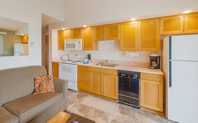 Windjammer Condos