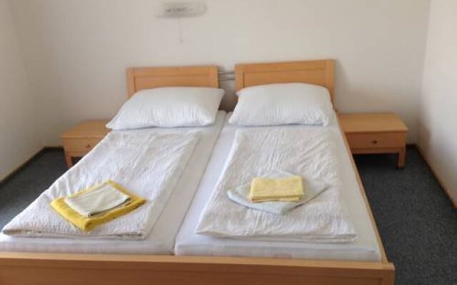 Hotel - Familienpension Obirblick