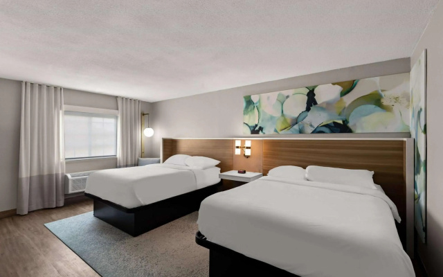 Holiday Inn Express & Suites Lantana by IHG