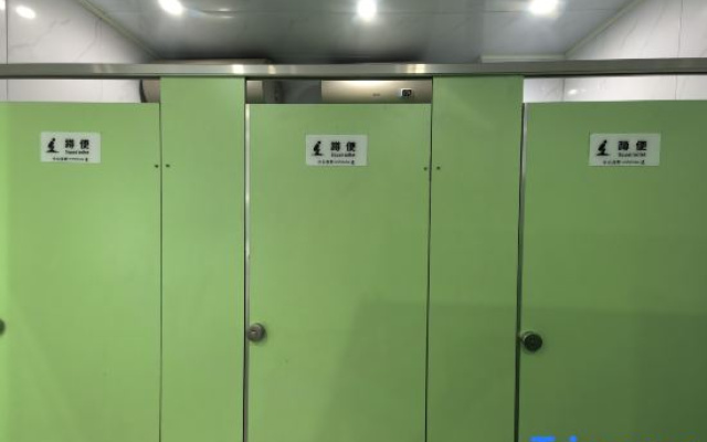Monkey Light Youth Hostel (Taidong Pedestrian Street Branch)