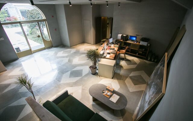 ZuoYouKe Theme Hotel