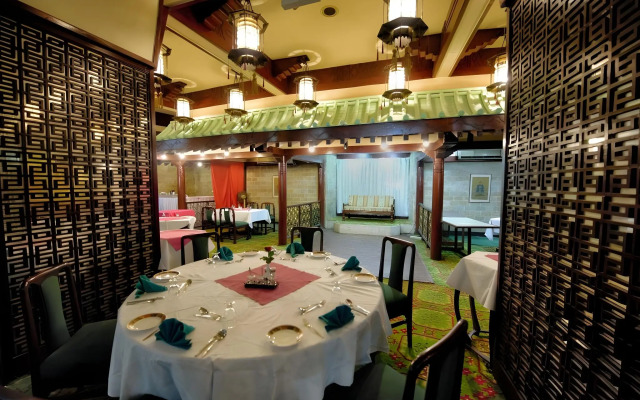 Centaur Hotel IGI Airport