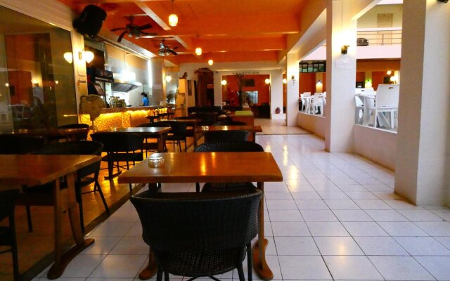 Mango Lagoon Place