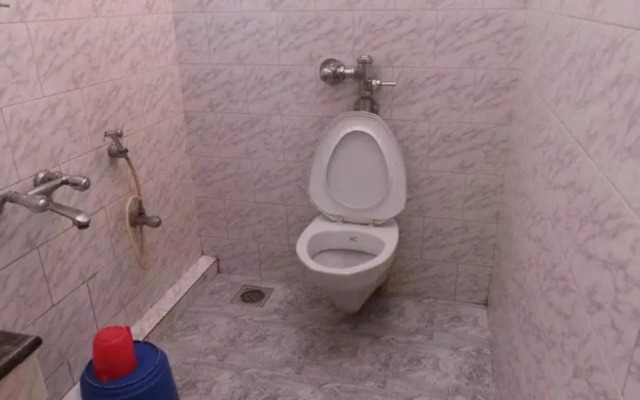 Hotel Ayodhya