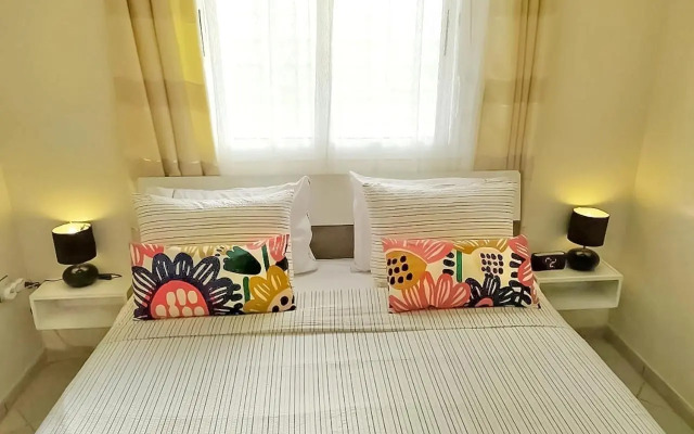 Reta-Inn Martil Beach