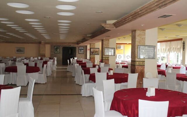 Barika Park Termal Otel