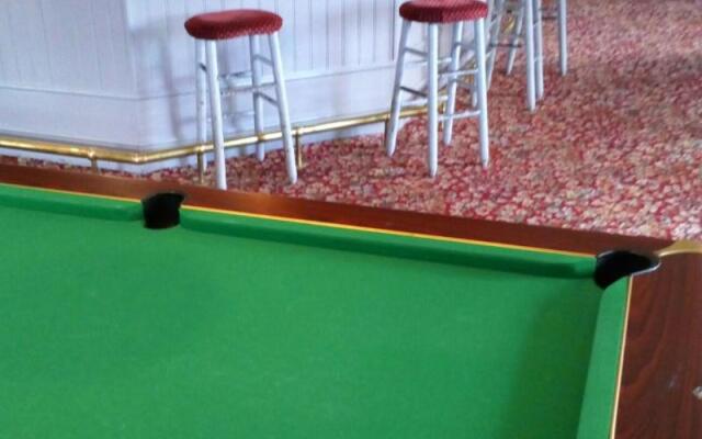 Ferns Farm Hotel & Palms Leisure Club