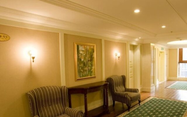Liston Hotel