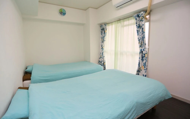 Dotonbori Riverside Apartment – Guest Rooms – Osaka