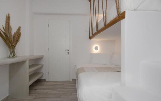 Plaka Villas Naxos Sofia sleeps 7