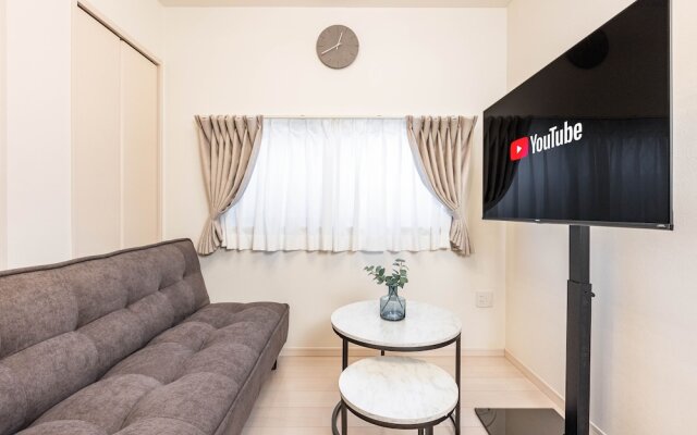 Stella Court Tengachaya