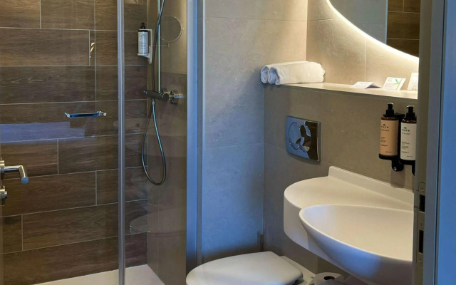 Mercure Aix-en-Provence La Duranne Gare TGV