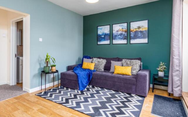 Beautifully furnished 4 bedroom house