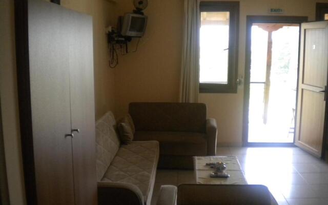 Porto Lagos Rooms