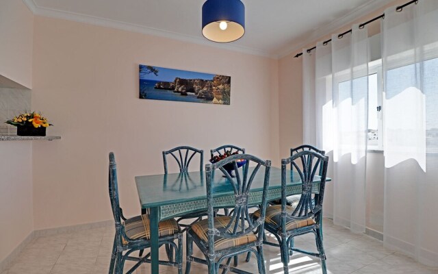 Albufeira Concept With Pool by Homing