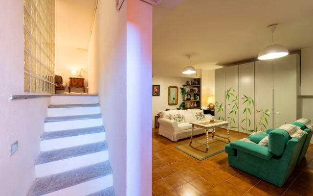 Panorama Lake and Garden