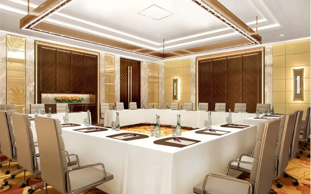 Sheraton Sanya Bay Resort