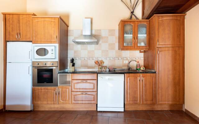 HomeLike Charming Rustic House El Pinar