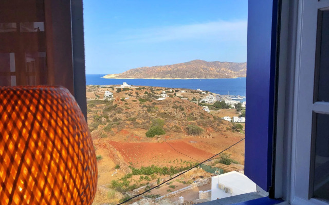 Aria Kimolos Residence