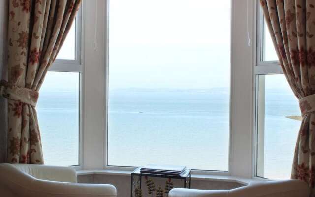 Ashley Hotel