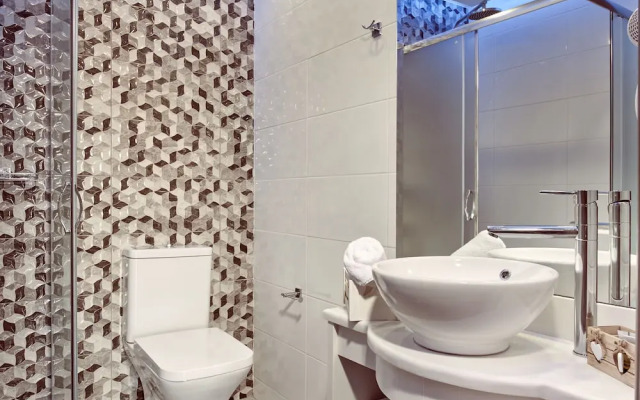 Savvas Luxury Suites