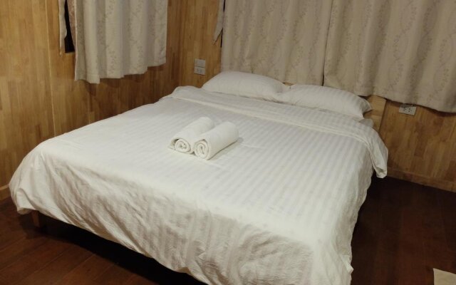 Bed In Beyt Boutique Hotel