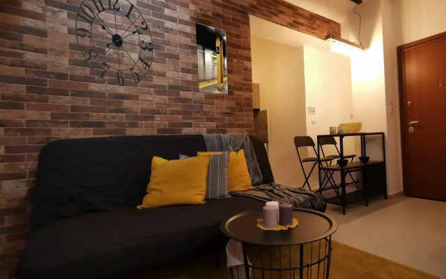 Charming 1-bed Apartment Located in Athina