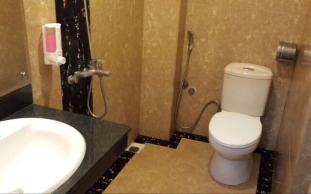 Tran Gia Hotel Huynh Thuc Khang