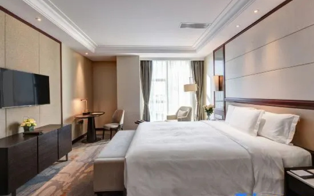 Phoenix Hotel