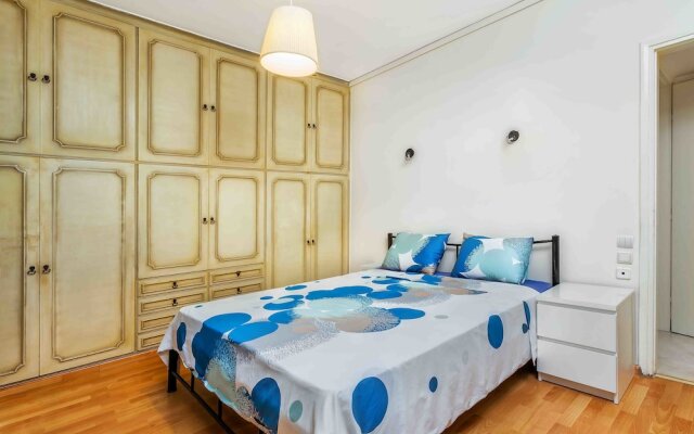 Central Stylish Apartment