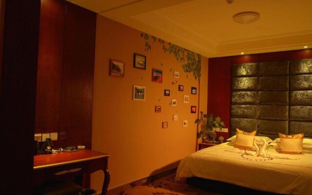 Carnival Boutique Hotel