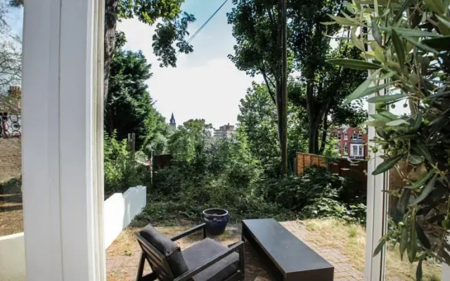 Archway Garden Apartment