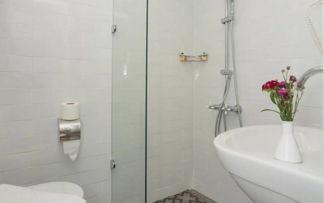 Baia Lara Hotel