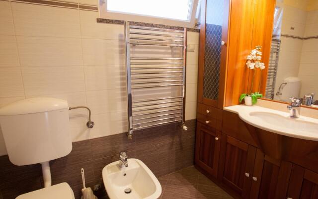 Dekanic D. - Two Bedroom No.2