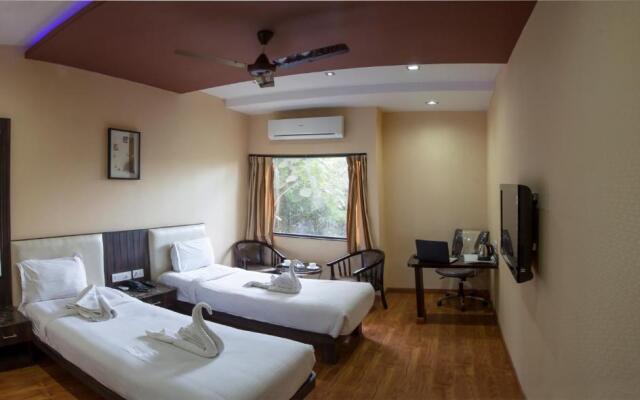 OYO 9130 Hotel Sheetal International