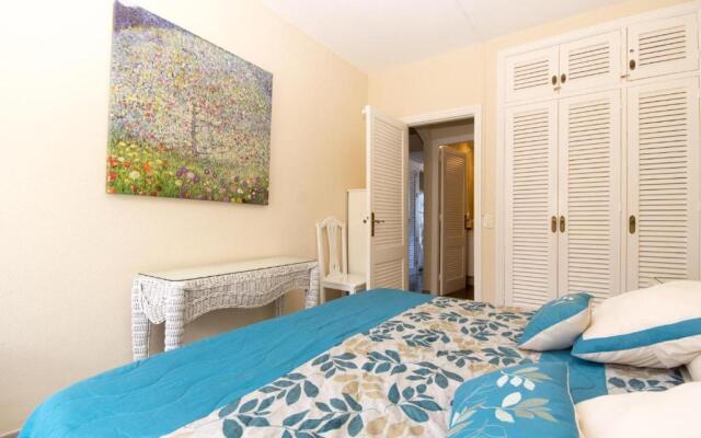 Los Olivos 13 - One Bed